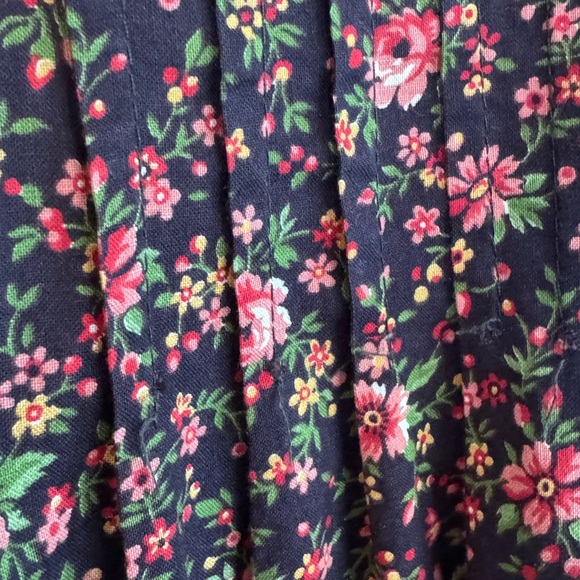 Vintage 1980’s Chic Long Sleeve Floral Dress - Picture 2 of 11
